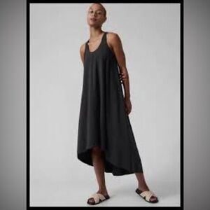 Athleta Women's Presidio Dress Large racerback flowy Black sleeveless casual